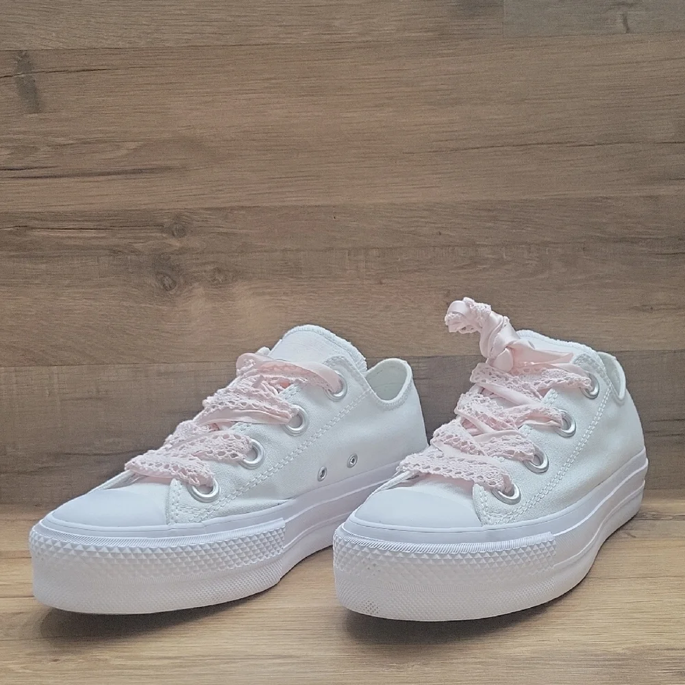 Converse Kids White Sneakers with Pink Laces